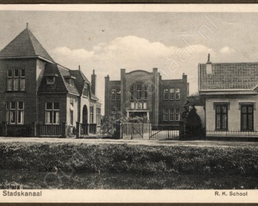 Stadskanaal - R. K. School 20130426140645/1563