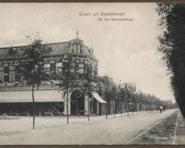 Groet uit Stadskanaal - Bij het Gemeentehuis 20160726202744/2478