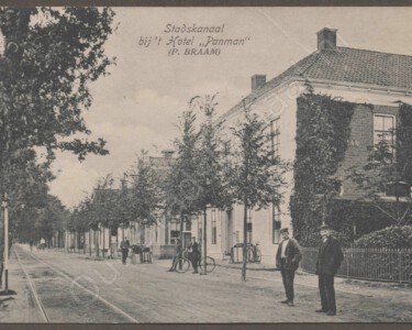 Stadskanaal - bij 't Hotel "Panman"- (P. BRAAM) 20180714085315/3884